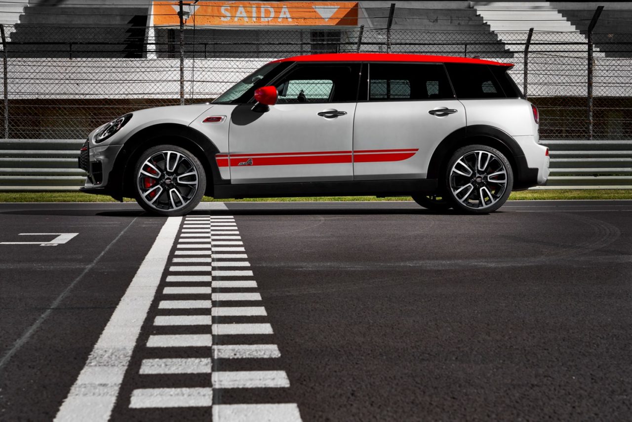 MINI 推出新款 JCW Clubman 和 Countryman