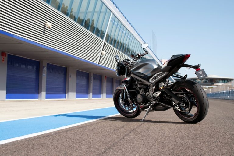 Triumph Presenta La Nueva Y Actualizada Street Triple RS