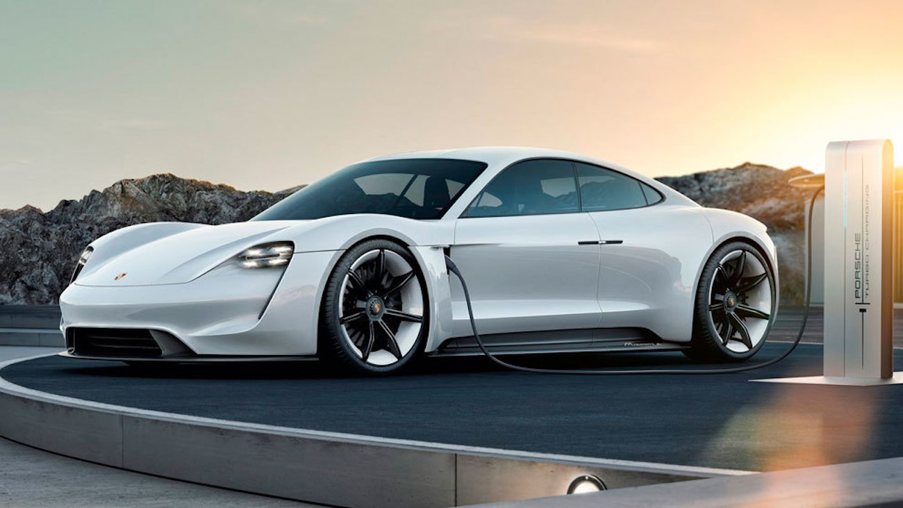Porsche recarga coches eléctricos