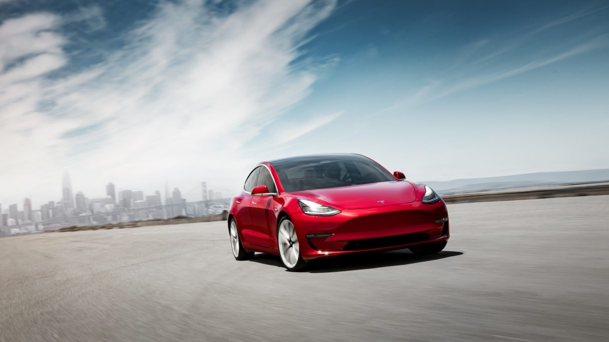 El Model 3 Performance baja de los 3 segundos con una actualización