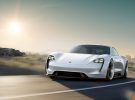 Porsche concibe el Taycan desde otra perspectiva: la autonomía en 24 horas