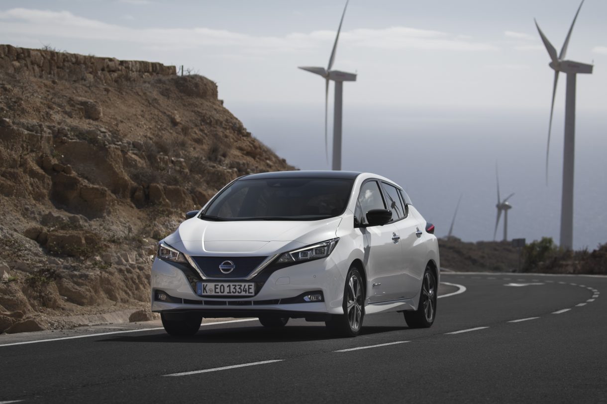 Con 5.500 € de descuento, el Nissan Leaf en oferta fija su precio por poco más de 30.000 euros