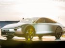 Lightyear One: 725 km de autonomía para un coche eléctrico que se recarga con el sol