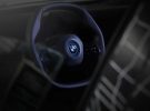 BMW desvela el volante poligonal de la versión de producción del iNEXT