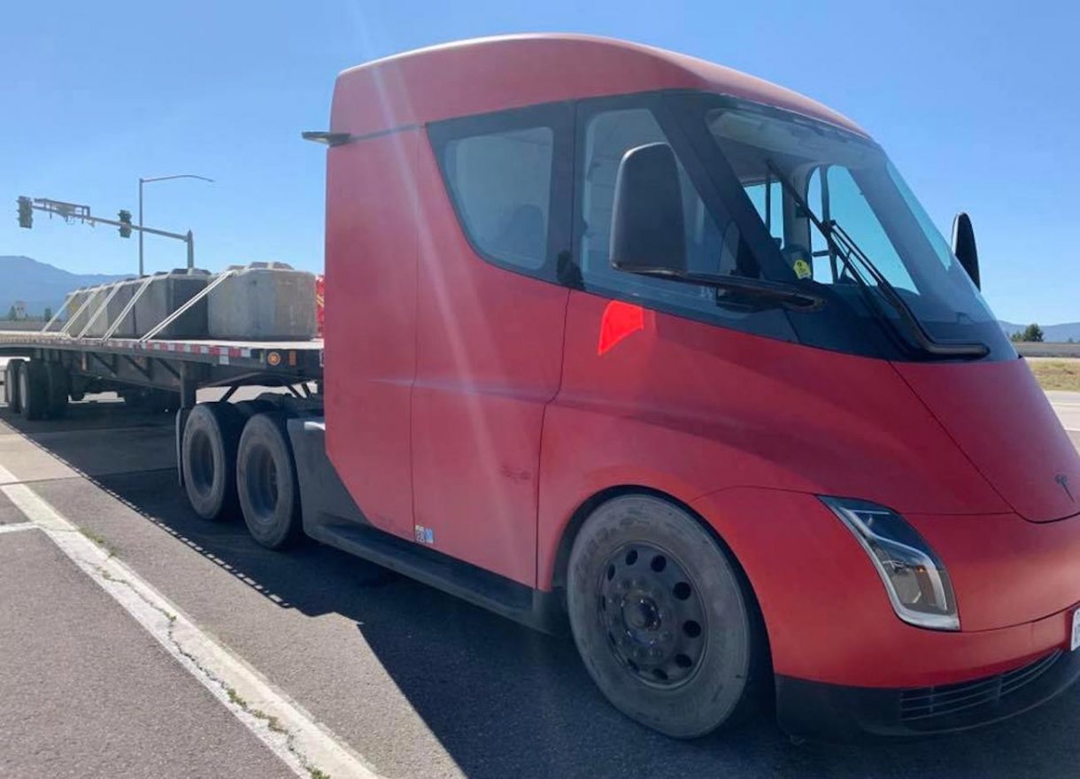 El Tesla Semi supera las expectativas de autonomía a plena carga