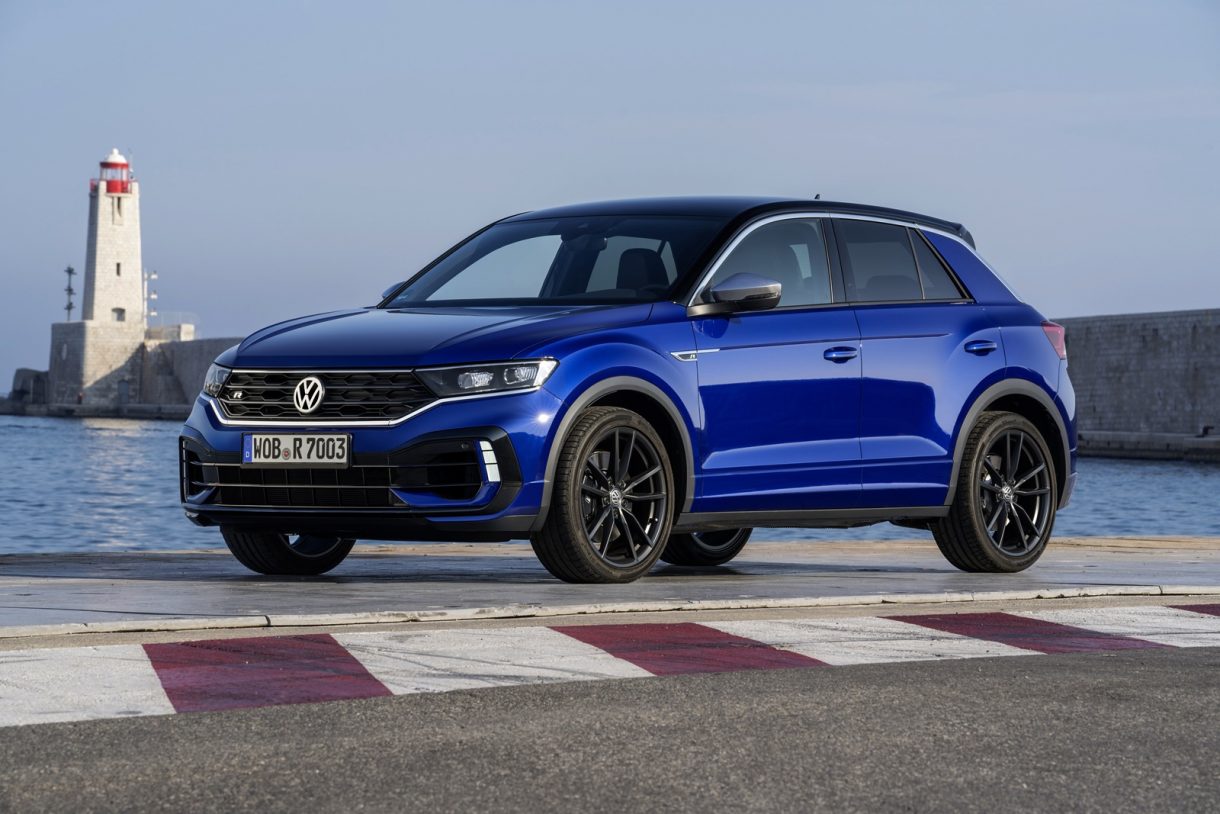 Si te pirras por uno, te interesa saber el precio del Volkswagen Touareg R