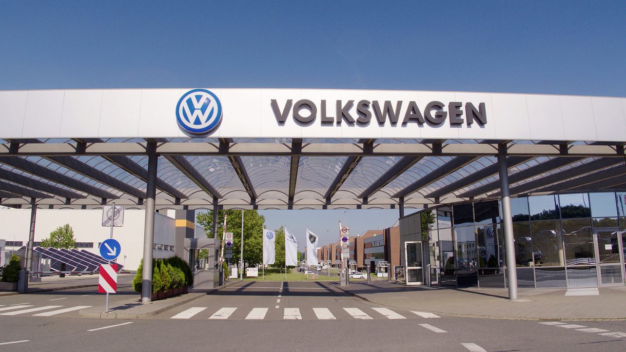 Sale de la planta de Volkswagen en Zwickau el último vehículo con motor de combustión
