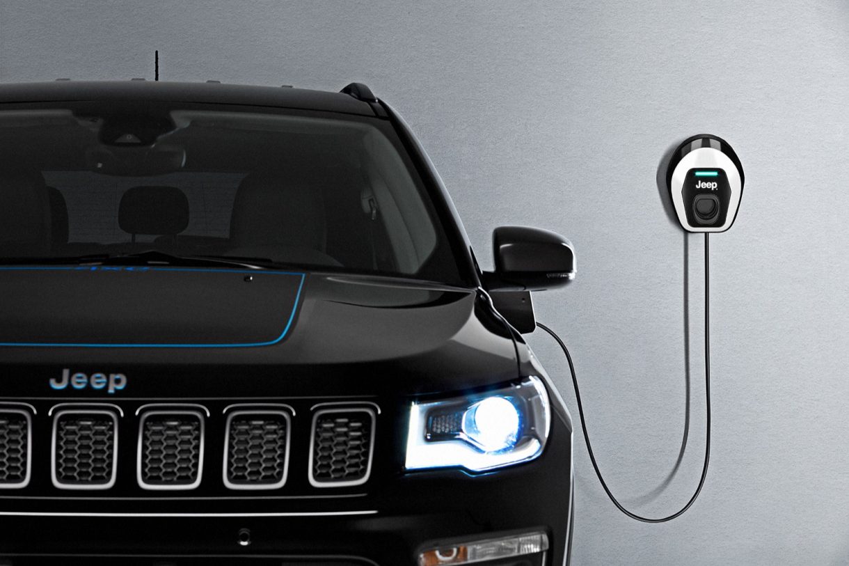 Jeep Compass 4xe: híbrido enchufable con tracción 4×4 y etiqueta CERO