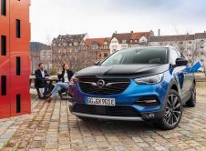 Opel Grandland Charging