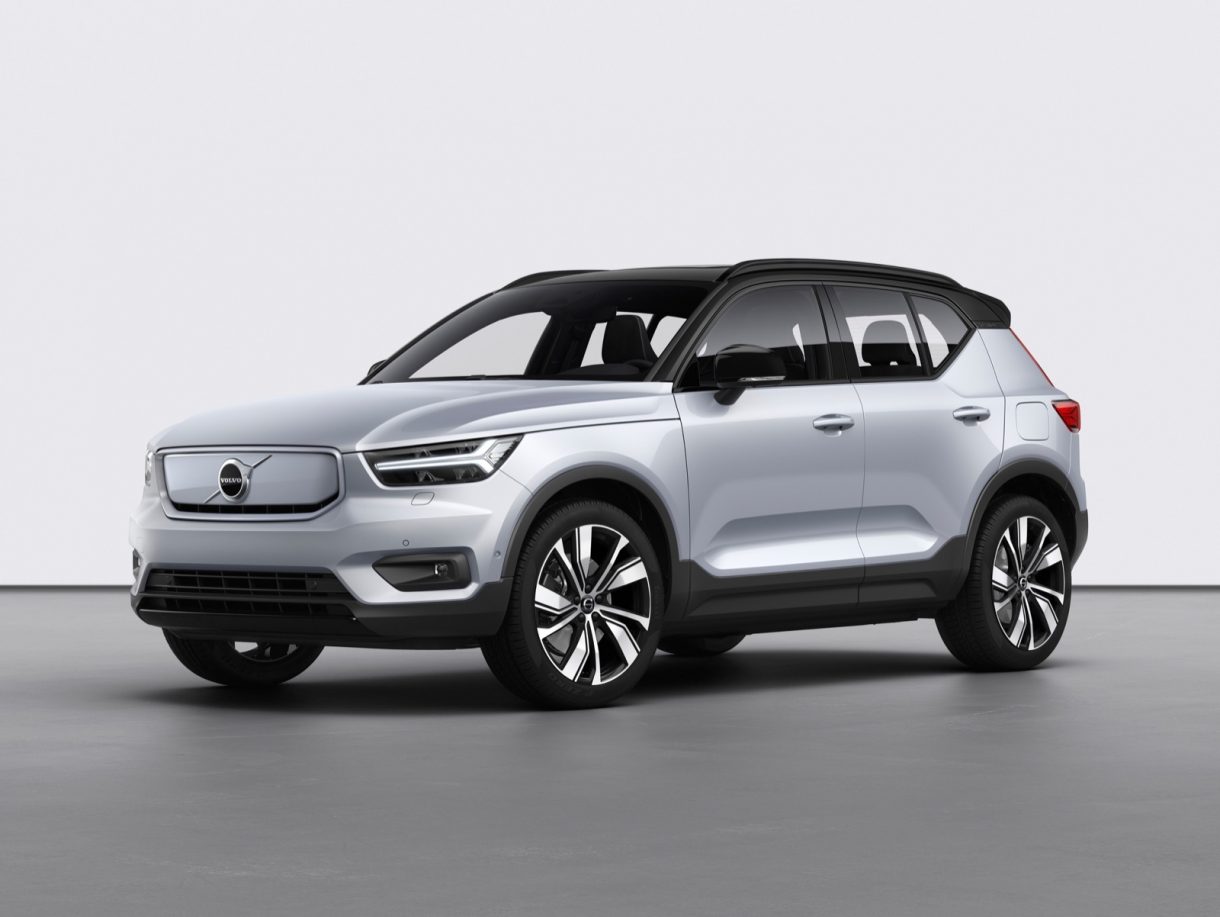 Volvo recharge xc40 price discount
