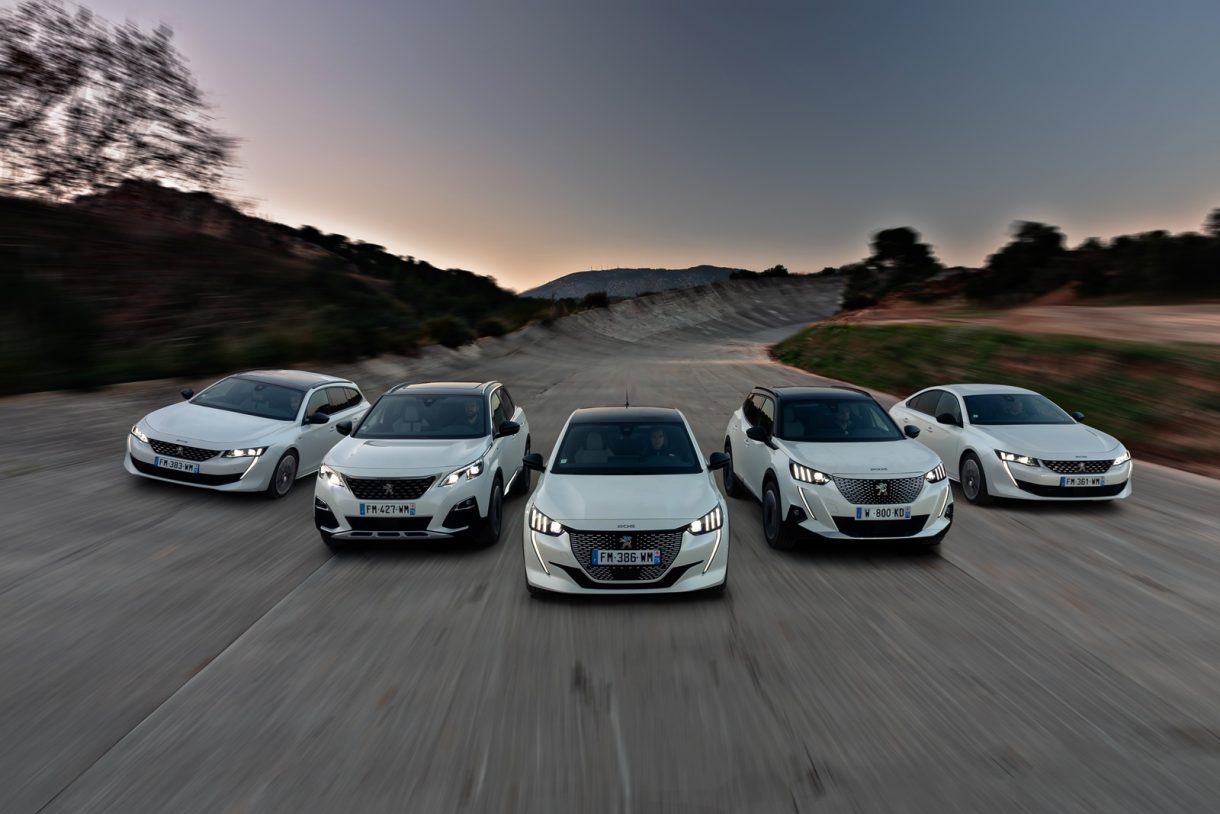 Así es la gama de modelos electrificados de Peugeot para 2020