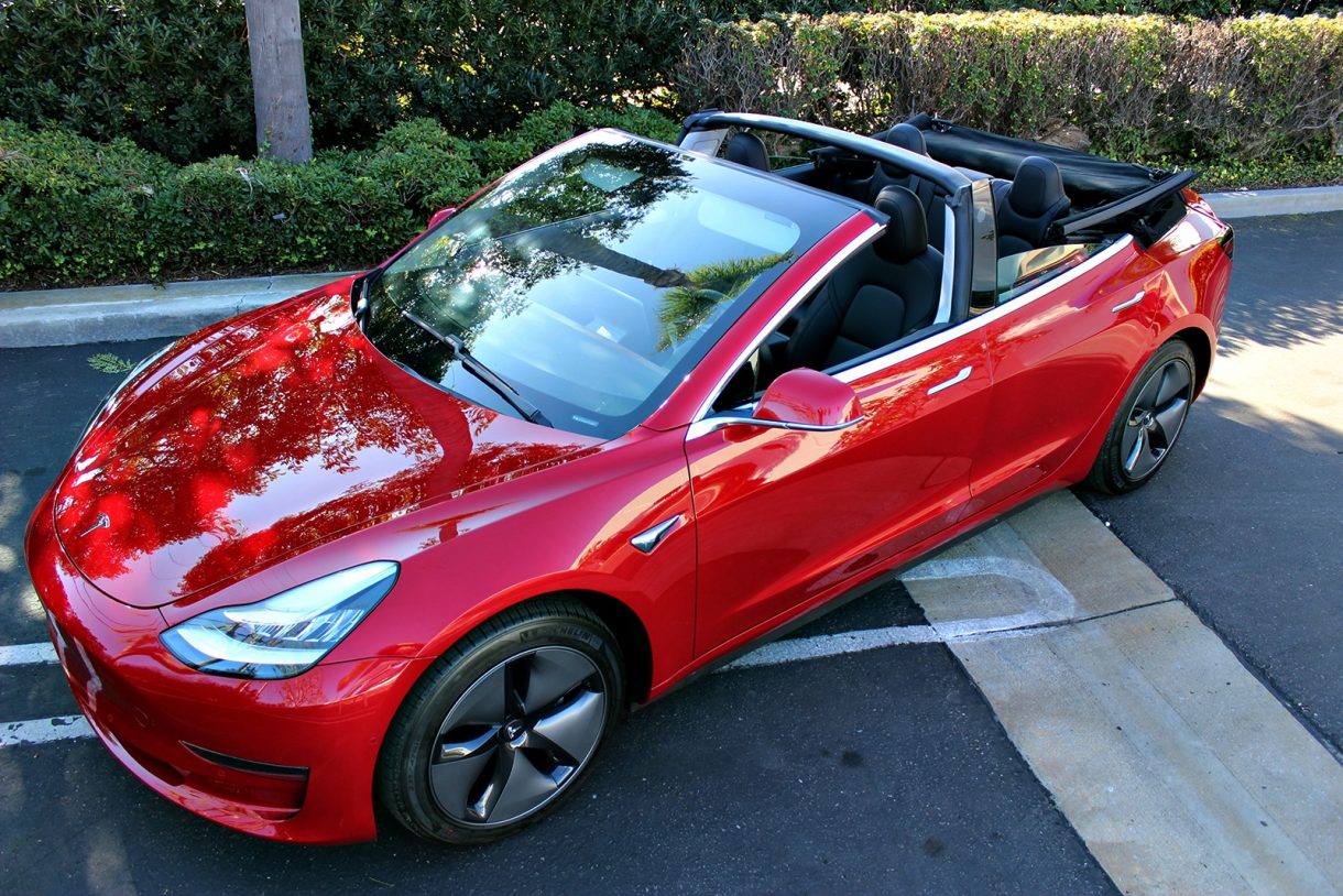 Si tienes un Tesla Model 3 o S Newport Convertible Engineering te lo convierte en un descapotable