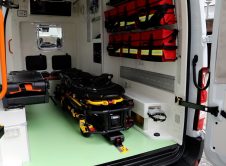 Ambulancia Nissan Nv400 (1)