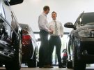 Comprar un coche de segunda mano, ¿mejor a un particular o a una empresa?