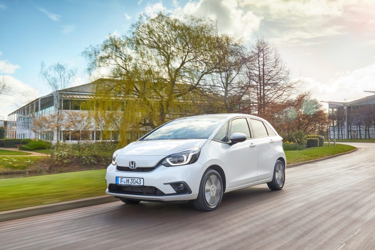 Hybrid minivan 2020 discount