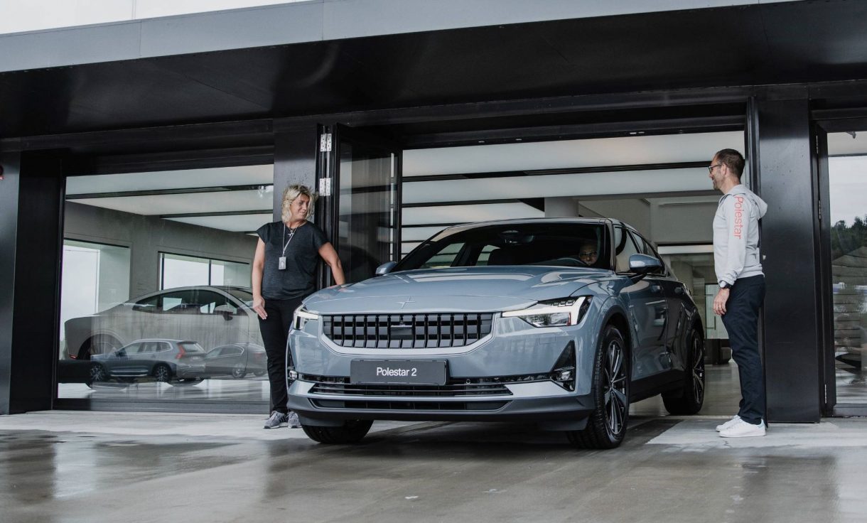 Los 2200 Polestar 2 entregados hasta ahora directos al taller por un fallo grave