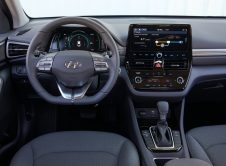Hyundai Ioniq 12