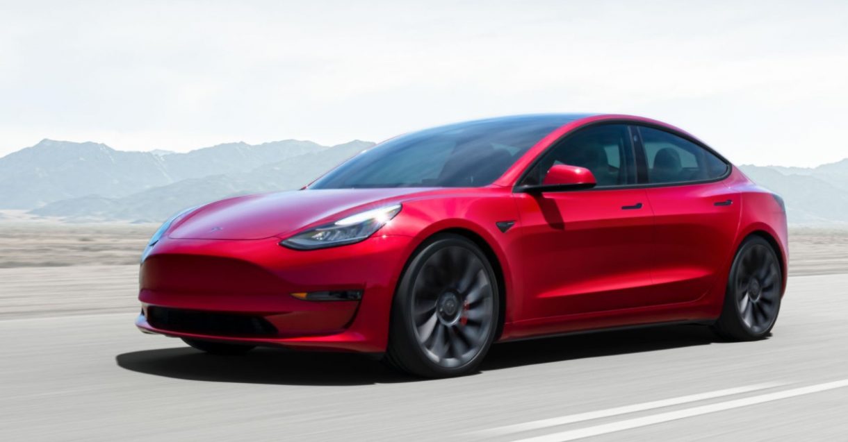 Battery capacity in the 3 Tesla Model 2021 increases to 82 kWh