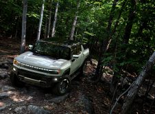 The 2022 Gmc Hummer Ev Is Designed To Be An Off Road Beast, With