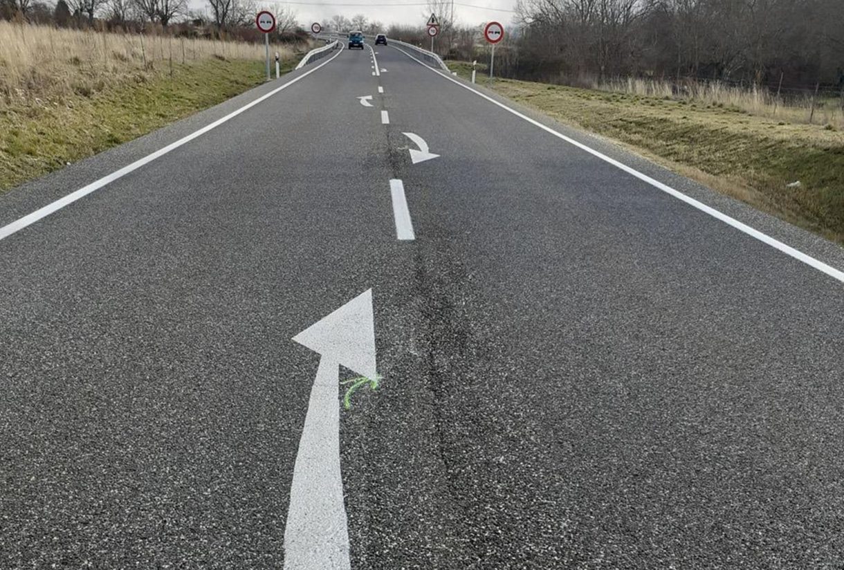 ¿Qué significan y dónde están las nuevas marcas viales de la DGT?