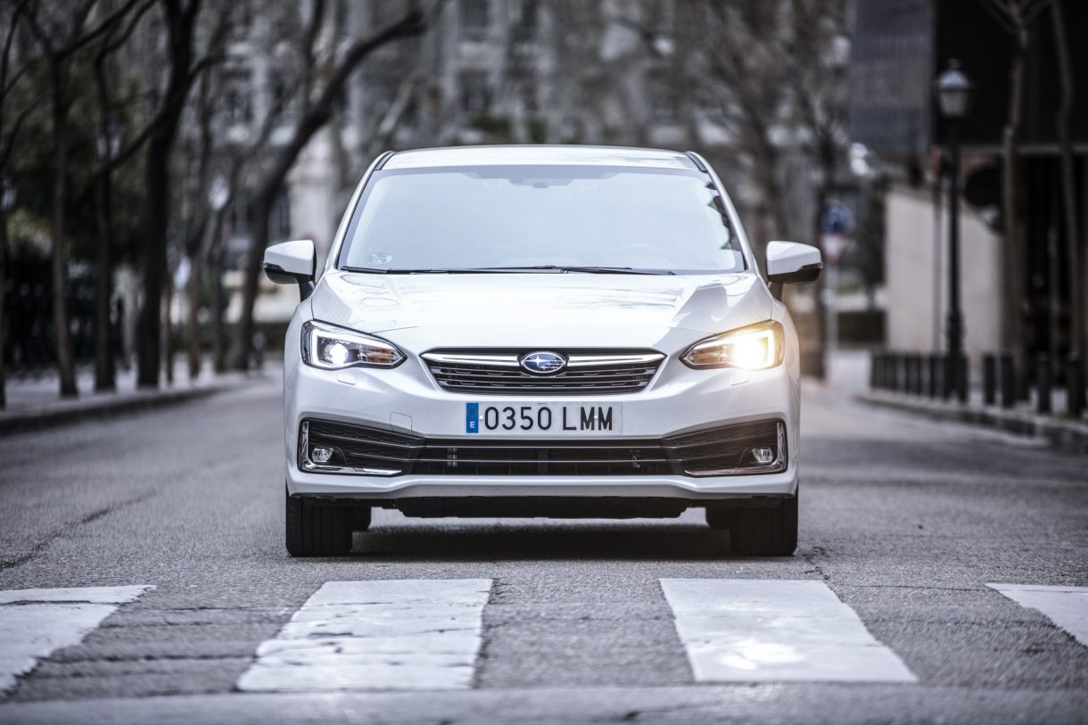 Prueba y opinión Subaru Impreza ecoHYBRID: el Impreza se reinventa gracias a la hibridación