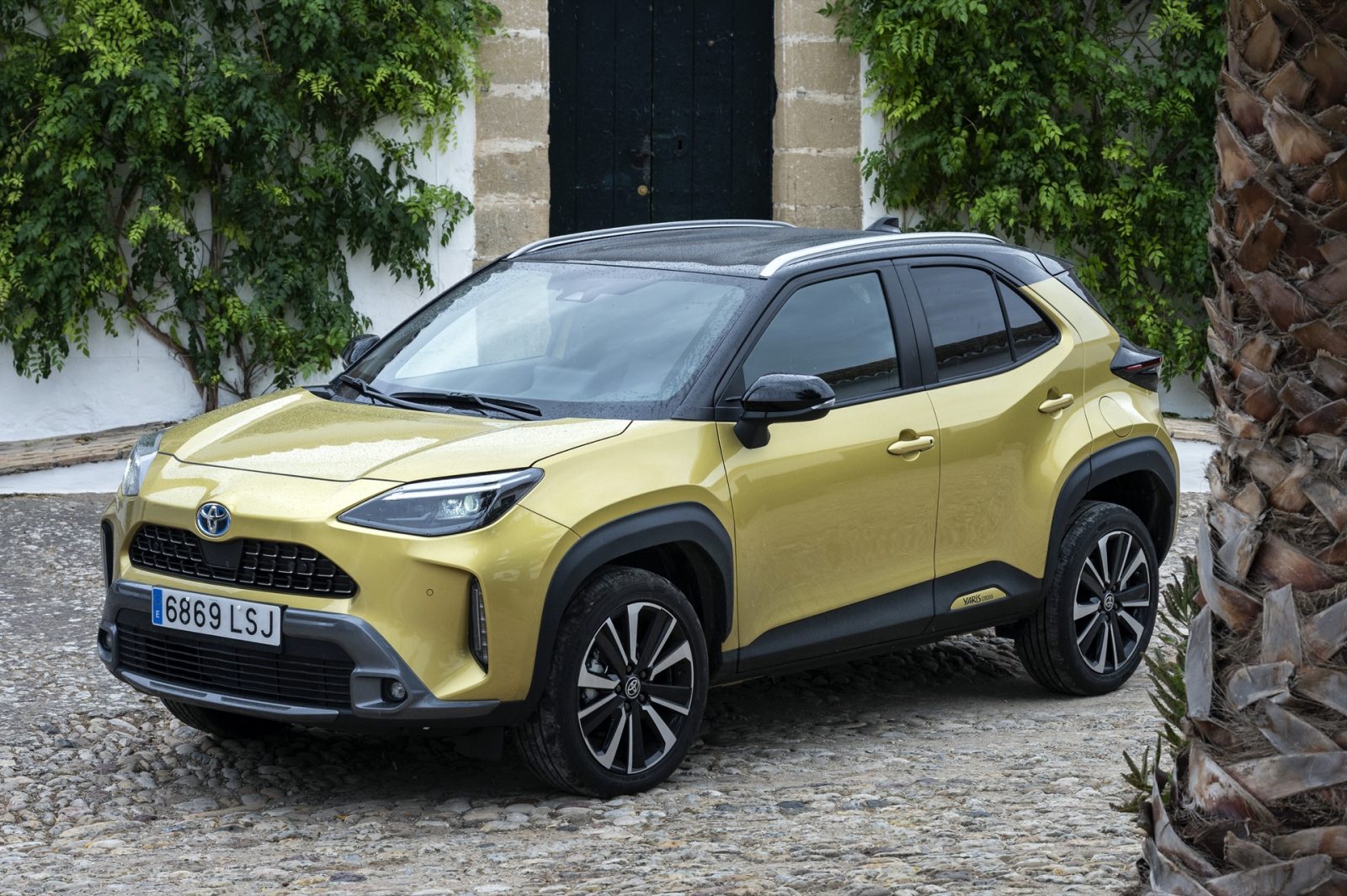 Toyota Yaris Cross 2021 Presentation - Driving ECO