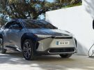Toyota presenta la versión de producción de su primer eléctrico, el bZ4X