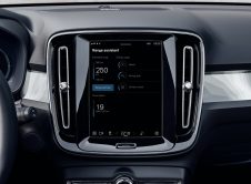 Volvo Cars’ New Range Assistant App: The Range Optimizer Helps Adjust The Climate System To Maximise Driving Range.