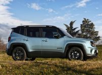 2022 Jeep Renegade Compass E Hybrid 10