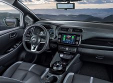 Nissan Leaf 2022 Interior