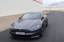Tesla supera a Volkswagen en ventas de coches eléctricos en tres a uno
