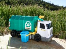 Mattel Brings First Carbonneutral Toy Line To Market With Mega Bloks Green Town, And Furthers Sustainable Offer With Products From Matchbox