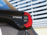 Toyota Yaris Hybrid 4