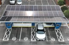 Los cargadores solares podrían revolucionar la recarga de coches eléctricos