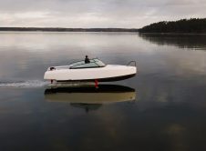 657300 20220823 Candela Electric Hydrofoil Boat