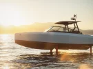 Candela C-8 T-TOP, el nuevo barco eléctrico que ya surca las aguas de manera sostenible