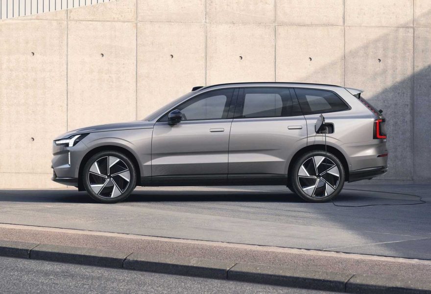 Qué SUV eléctrico elegir para viajar en 2026 por autonomía, carga rápida y confort