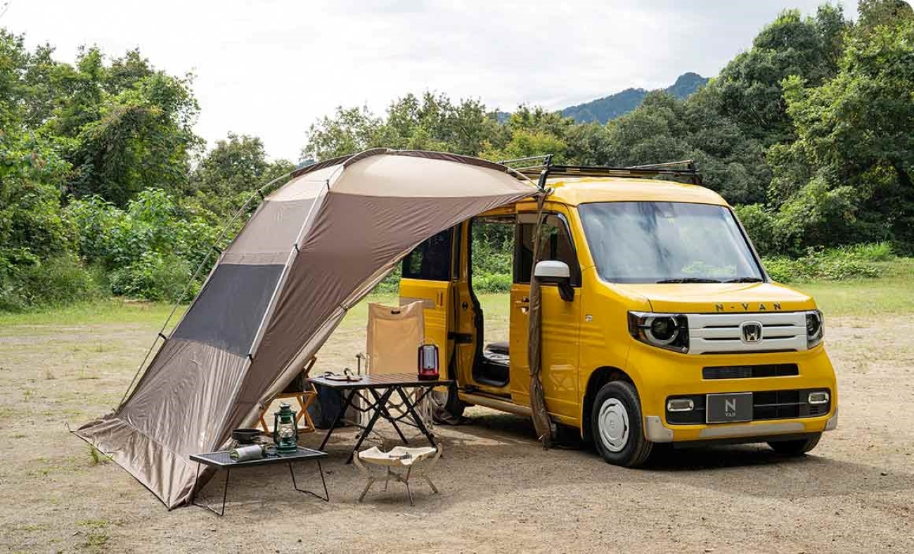 Honda Nvan Japan Camping