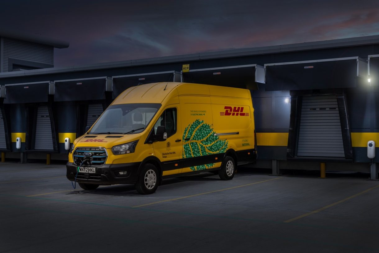 Ford y DHL Group trabajarán juntos para mejorar la sostenibilidad en el reparto de última milla