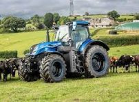 Tractor Electrico New Holland T4 (4)