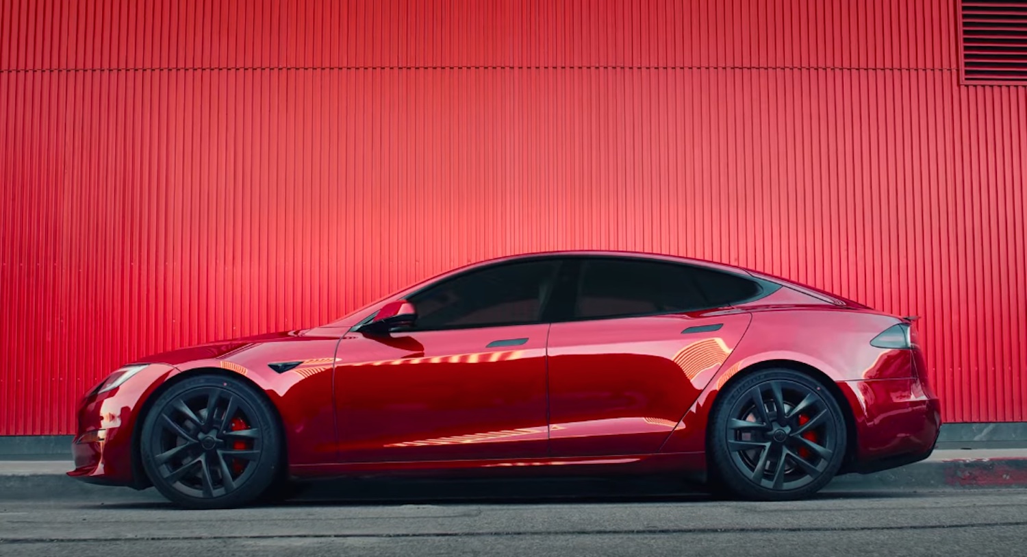 Tesla Model S Ultra Red Side
