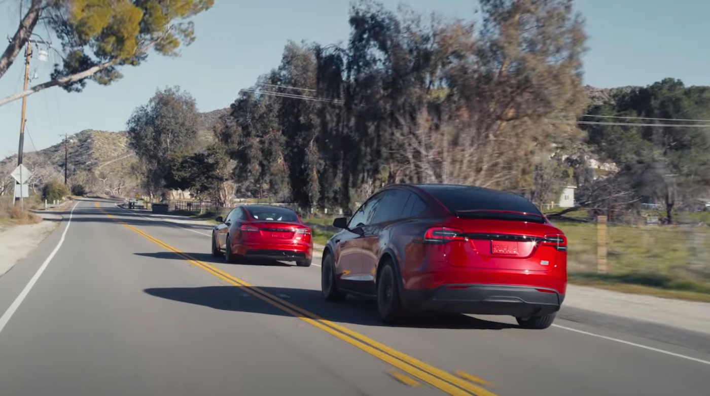 Tesla model sx ultra red road