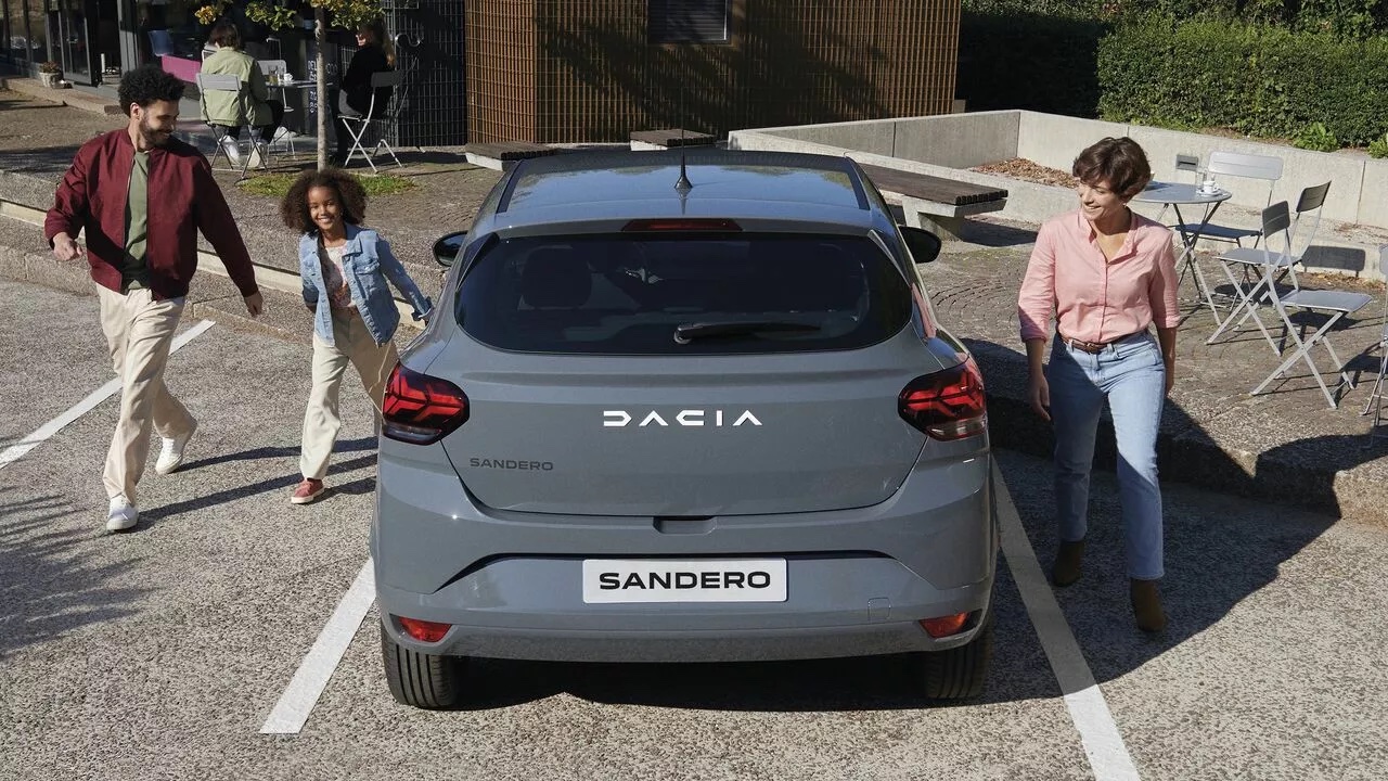Dacia Sandero 2023 Back