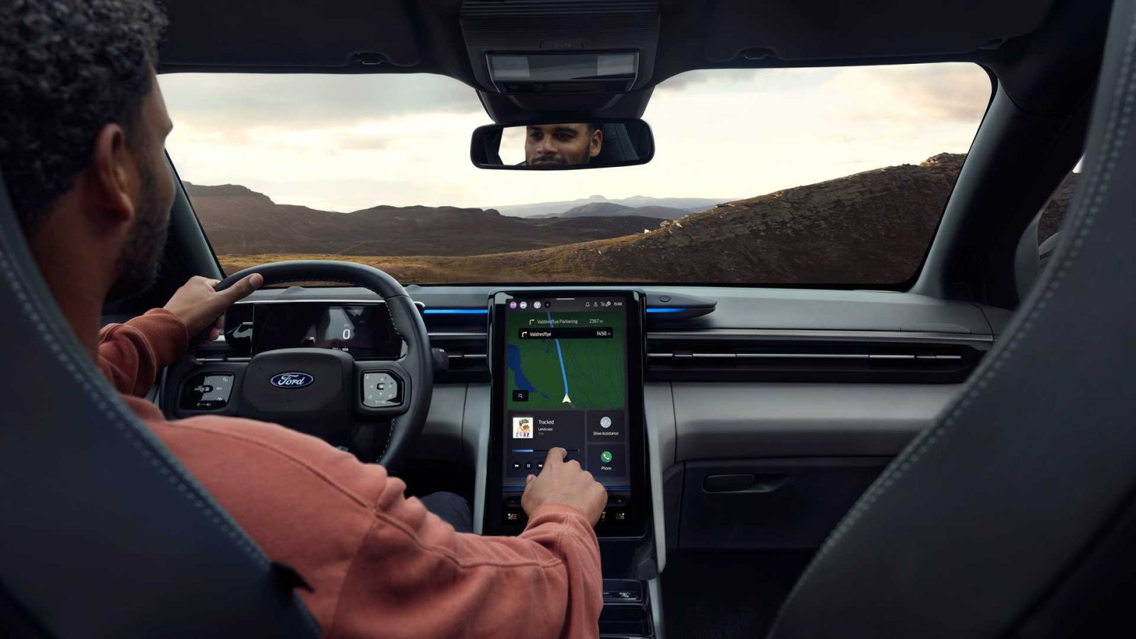 Ford Explorer 2024 Interior Driving ECO