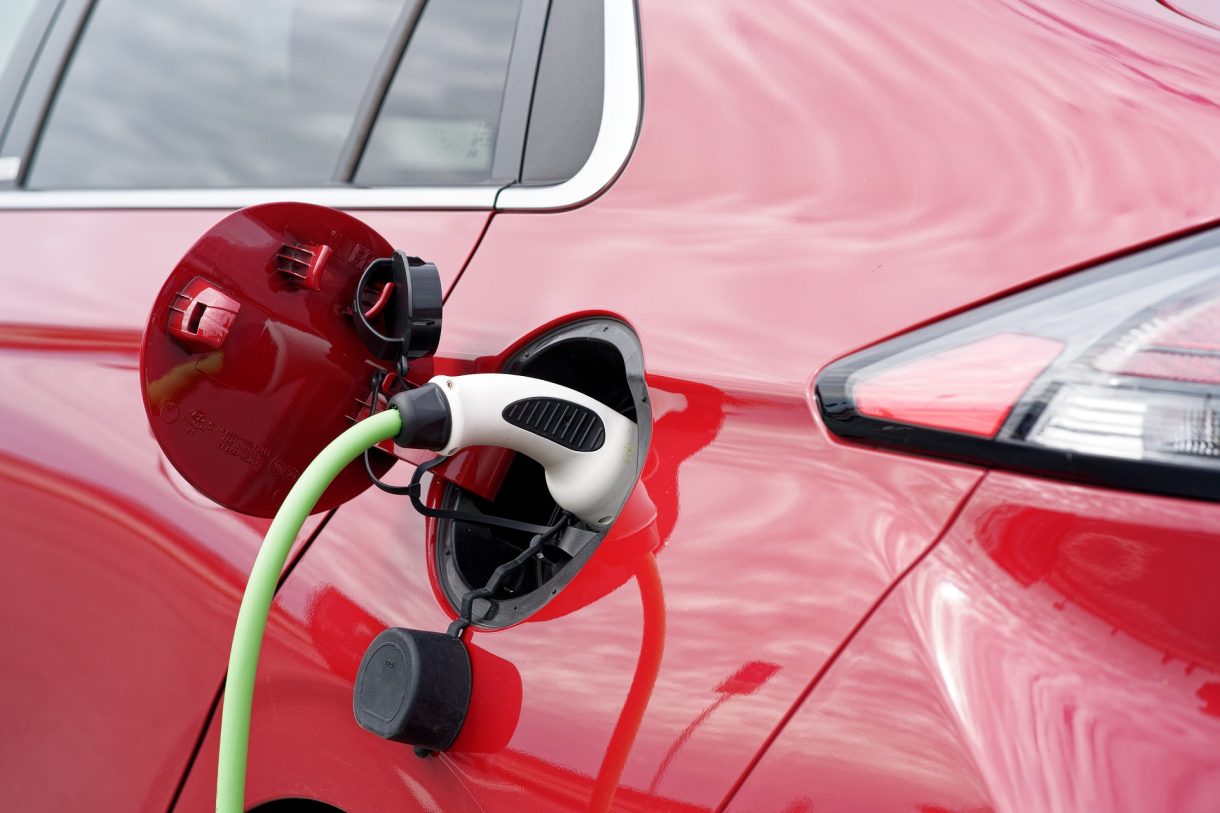 BBVA transforma la experiencia de compra de vehículos eléctricos con su app