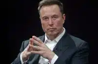 Musk asegura que la IA hará opcional el trabajo y borrará el dinero del futuro