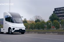 Decathlon y el fabricante chino Windrose lanzan un camión eléctrico que te resultará familiar