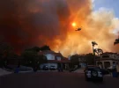 Incendio masivo en planta de baterías de litio en California: ¿Es seguro el futuro de la energía limpia?