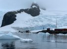 El detector ANITA capta señales de radio desde el hielo antártico que desafían las leyes de la física.