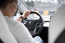 Tesla pone a prueba su piloto automático en Japón